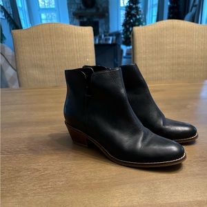 Women’s Cole Haan black bootie size 6.5